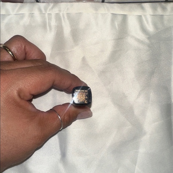 Hourglass essentials - Picture 6 of 8